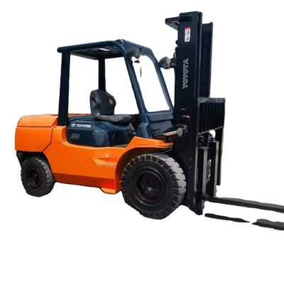 Motor diésel de 5 toneladas Toyota Camión elevador usado de 3 toneladas 3.5 toneladas