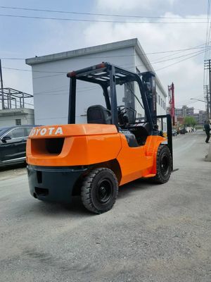 Motor diésel de 5 toneladas Toyota Camión elevador usado de 3 toneladas 3.5 toneladas