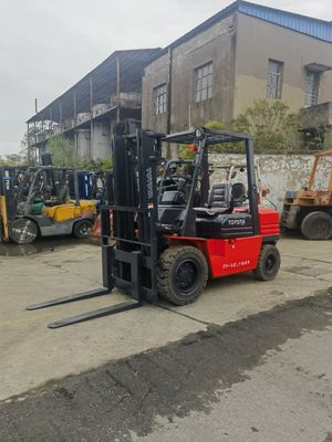 3 toneladas de elevadora elevadora usada TOYOTA 5f30 en buen estado de funcionamiento para talleres de reparación de máquinas