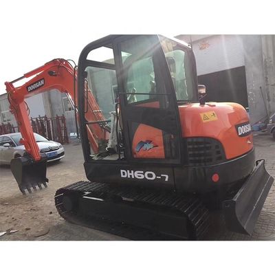 Corea del Sur Usado Doosan DH60-7 60 60DX Pequeña mini excavadora con bomba hidráulica original