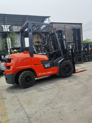 Toyota 7F30 8F30 para granjas ToyotaFDZN30 de segunda mano en buenas condiciones
