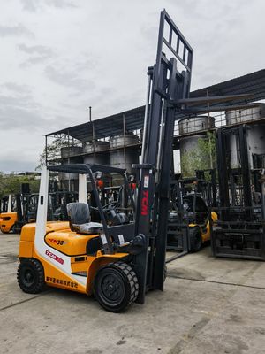 3000 kg de motor diésel carretilla elevadora de 3 toneladas en Japón original Komatsu TCM Toyota FD30 FD30T6