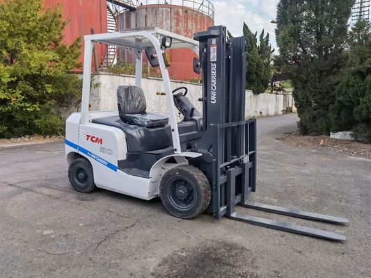 2012 TCM FD30 Elevador de tenedor diesel con longitud de tenedor de rutina asequible y versátil