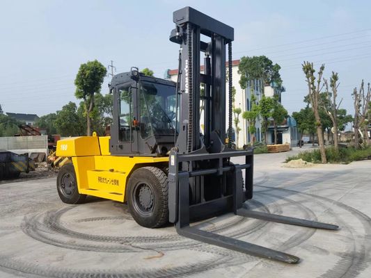Komatsu FD160 de segunda mano con fuente de energía del motor diesel y longitud de tenedor de 1150 mm