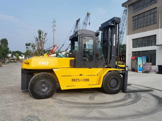Komatsu FD160 de segunda mano con fuente de energía del motor diesel y longitud de tenedor de 1150 mm