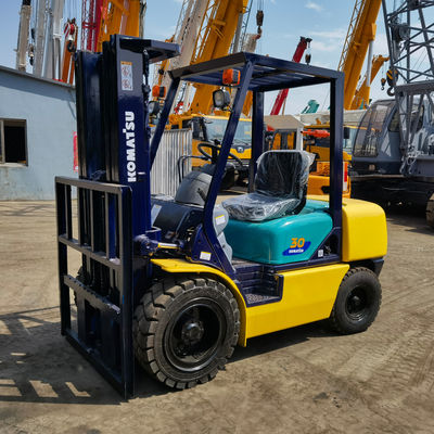 90% KOMATSU FD30 Camioneta elevadora manual Fuente de energía en Longhua con FD40 FD50 FD70