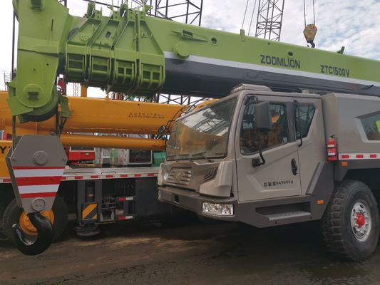 ZTC1500V QY150V 150 toneladas Zoomlion camión de grúa móvil usado con 2001-4000 horas de trabajo
