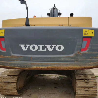 Excavadora Volvo EC250DL de segunda mano con 0-2000 horas de trabajo y un peso de operación de 25 toneladas