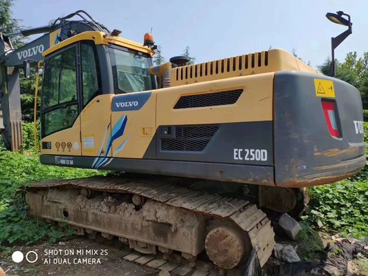 Excavadora Volvo EC250DL de segunda mano con 0-2000 horas de trabajo y un peso de operación de 25 toneladas