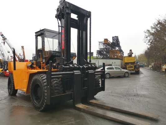 Camión elevador diésel TCM de 20 toneladas FD200 FD250 para contenedores pesados en buen estado