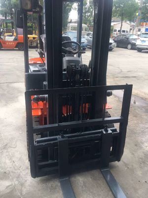 1800 kg HELI CPCD18 de 1.8 toneladas Usada carretilla elevadora diésel con cambio lateral en excelente estado