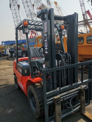 2.5 toneladas de carretilla elevadora diésel de helicóptero con certificación CE y dimensiones de horquilla de rutina