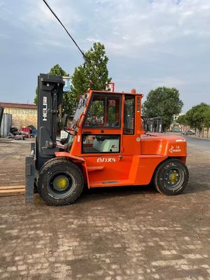 Camioneta elevadora diésel de 10 toneladas HELI K100 con horquilla de cambio lateral Talleres de reparación de maquinaria