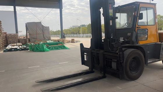 Camioneta elevadora de 8 toneladas TCM FD80 en Shanghai con dimensiones de rutina y ancho de horquilla