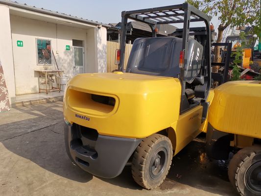 Equipos esenciales de las imprentas Komatsu FD50-7 5 toneladas carretillas elevadoras de Japón