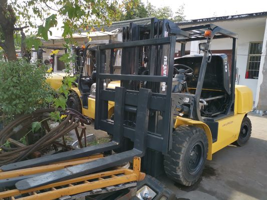 5 toneladas de Japón Original Komatsu FD50-7 Diésel carretilla elevadora en Shanghai con 1200 mm de longitud del tenedor