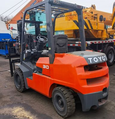 Precio asequible Toyota FD30 Usado carretilla elevadora de 3 toneladas con cilindro medio y ancho de horquilla rutina