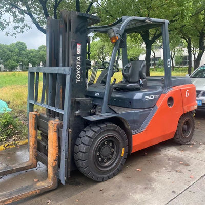 Fuerte motor de gasolina Toyota 5 toneladas diésel carretilla elevadora con motor de Japón