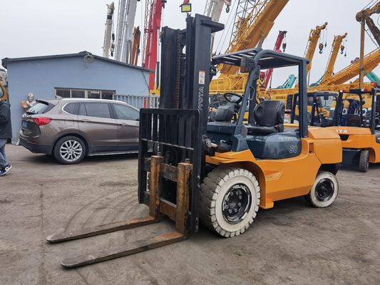 Toyota usada de 4 toneladas 4,5 toneladas 5 toneladas Radiador carretilla elevadora diésel Camión elevador FD40 FD45 FD50