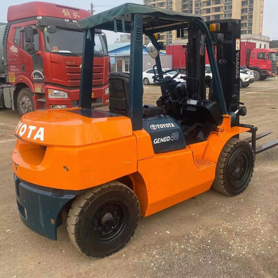 Usado Toyota FD40.4 toneladas carretilla elevadora con 2 etapas mástil 3m 4meters 4.5m Peso KG 4000 kg