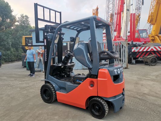 Ancho de tenedor de rutina 1,5 toneladas Toyota FD15 diesel con 2 etapas 3 metros en Shanghai