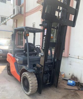 4500 KG ancho del tenedor Routine Sino Jac Diesel carretilla elevadora CPC30 con aire acondicionado
