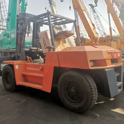 Camión elevador de 10 toneladas FD100 TCM en buenas condiciones con motor diesel y anchura de tenedor de rutina