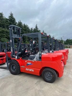 Potente helicóptero CPCD35 diésel de 3 toneladas 3,5 toneladas 5 toneladas para terrenos accidentados en Shanghai
