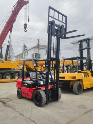 Excelente estado Hangzhou A30 3 toneladas Mini diésel carretilla elevadora para pequeñas empresas