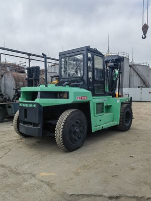 Shanghai Venta Mitsubishi FD120 carretilla elevadora en buenas condiciones para la industria de alimentos y bebidas