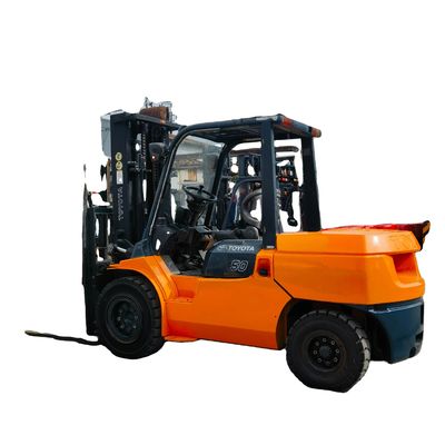 Tienda de ropa debe tener 5 toneladas usadas Toyota carretilla elevadora con piezas hechas en Japón y motor diesel