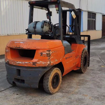 Toyota FD50 de segunda mano de 5 toneladas con un peso de 5000 KG y buen trabajo en buenas condiciones