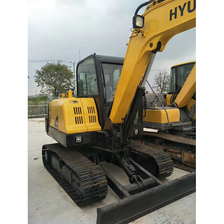 HYUNDAI 60 máquina de excavadora usada peso 10000 KG y horas de trabajo bajas 2001-4000