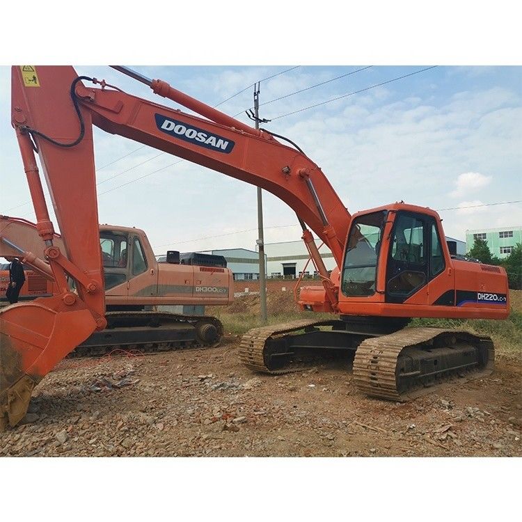 Daewoo 220lc-7 300 420 Excavadora usada Doosan 220 de Corea del Sur con 4m3 de cubo