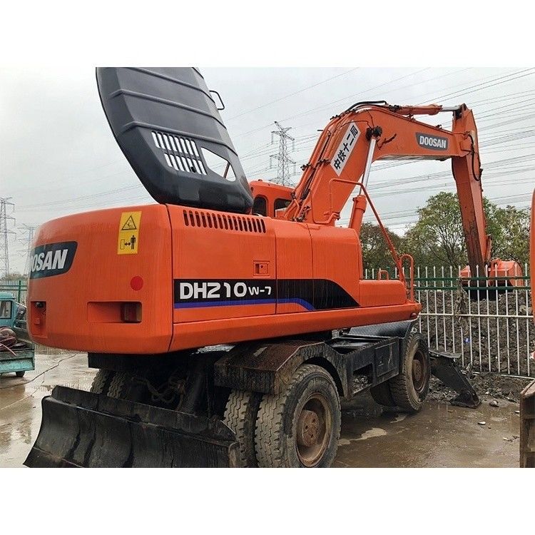 Excavadoras usadas Doosan DH210W-7 de 2020 Excavadoras de ruedas de Corea Motor original Doosan