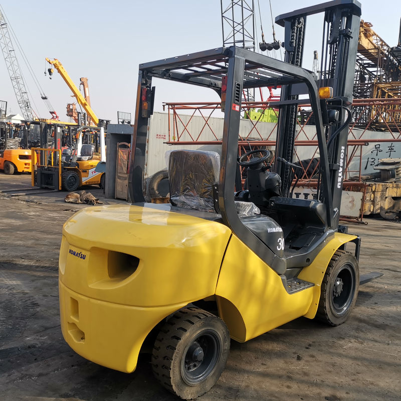 Las máquinas de montacargas diésel usadas de Japón Komatsu FD30-16 FD25 FD30T-16 FD30 2,5 toneladas 3 toneladas 5 toneladas