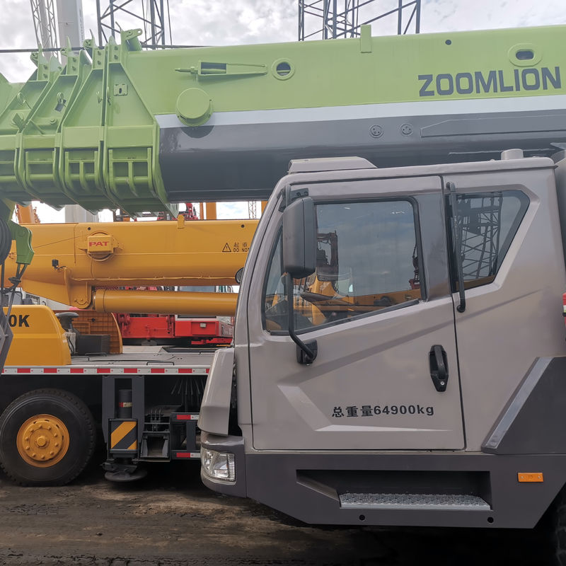 ZTC1500V QY150V 150 toneladas Zoomlion camión de grúa móvil usado con 2001-4000 horas de trabajo