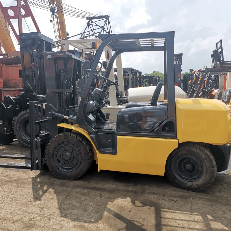 4000 kg de peso Pequeña carretilla elevadora diesel en Japón Komatsu FD30 FD40 FD50 3 toneladas 4 toneladas 5 toneladas