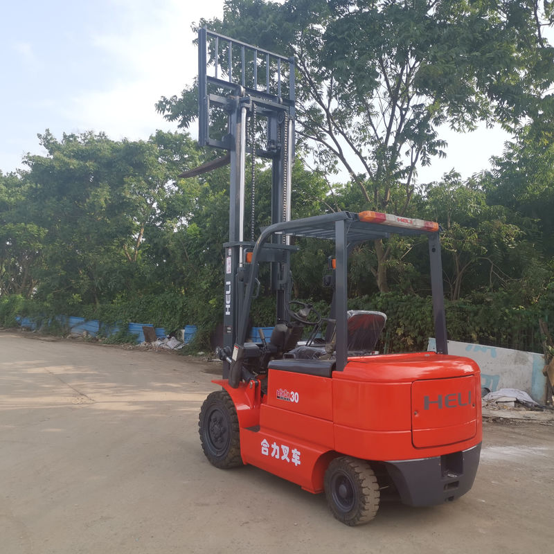 Camión elevador de 3 toneladas HELI con motor CA CPD30 1t 2t 3 toneladas para obras de construcción