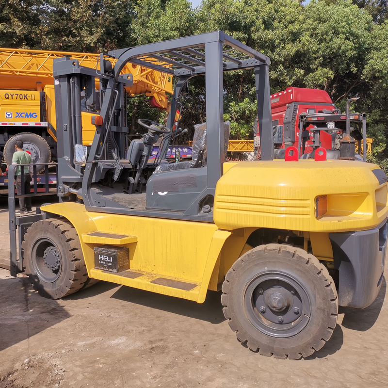 Japón hizo una carretilla de 7 toneladas Komatsu FD70 con longitud de horquilla de 1200 mm y potencia diesel