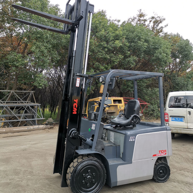 TCM FB30-7 elevadora eléctrica con horquilla de rutina de Japón en buen estado