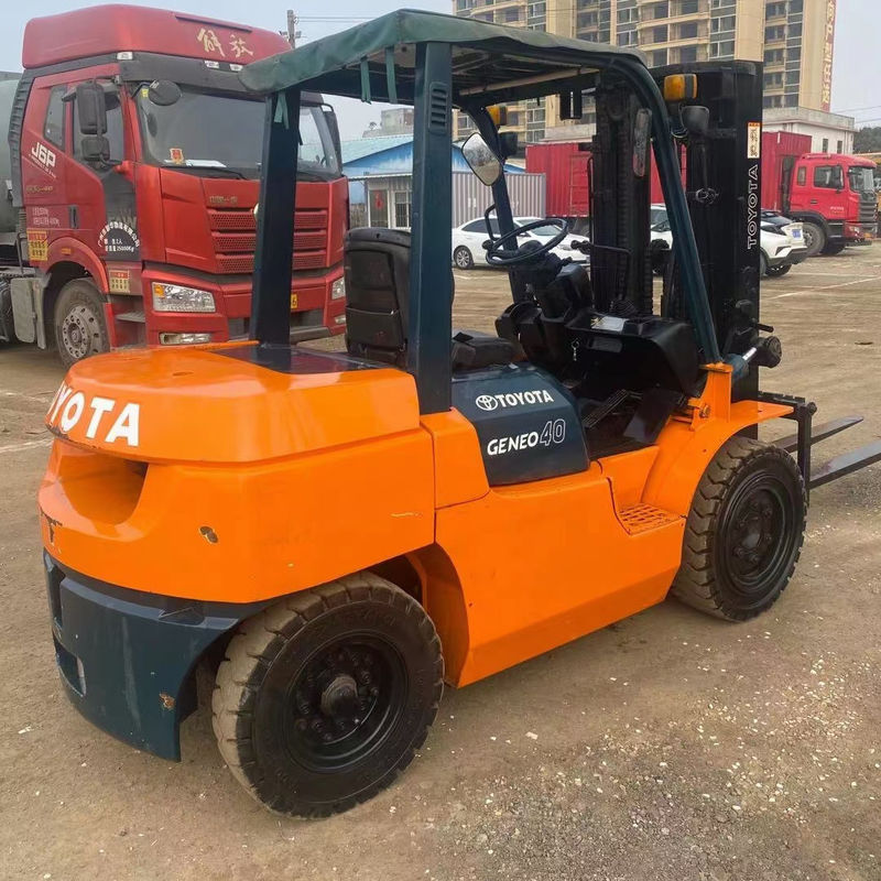 Usado Toyota FD40.4 toneladas carretilla elevadora con 2 etapas mástil 3m 4meters 4.5m Peso KG 4000 kg