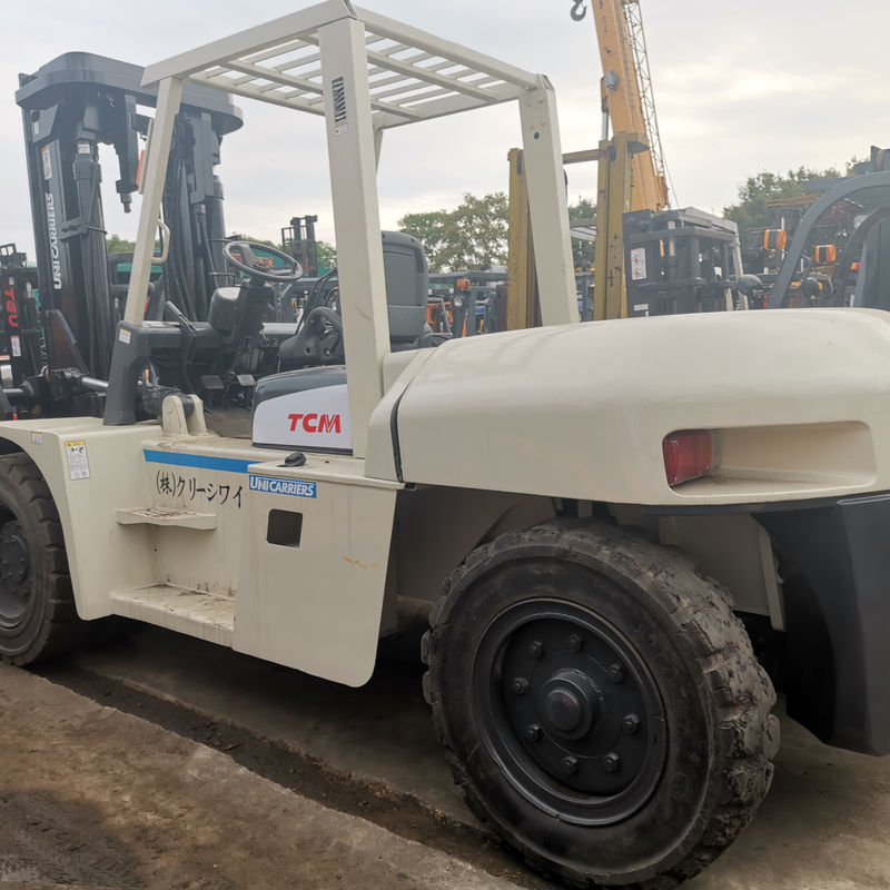 Camión elevador diésel de 10 toneladas con motor ISUZU tecnología TCM y ancho de tenedor de rutina