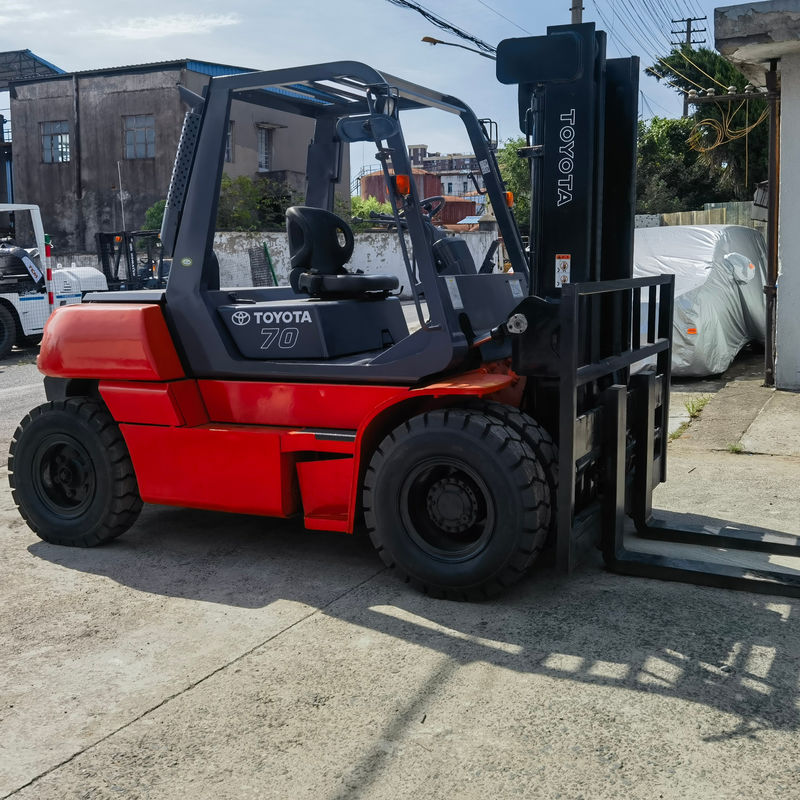7 toneladas de carretilla elevadora diésel con certificación de la EPA y Toyota ISUZU Motor longitud de horquilla de rutina