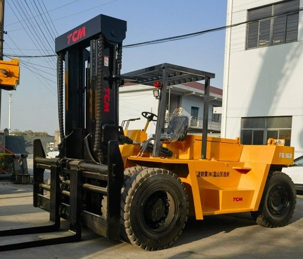 TCM 16 toneladas FD160 16T elevadora de carretillas Japón Original elevadora de carretillas usada para trabajos pesados