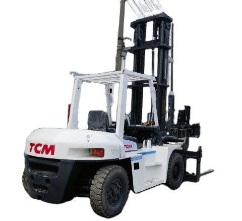 7 toneladas Japón FD70 Elevadora de diésel usada para las necesidades de manipulación de alimentos y bebidas